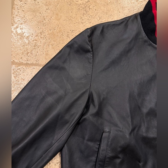 Gucci x MLB AW18 Pirates Black Leather Bomber Varsity Jacket - Picture 6 of 16